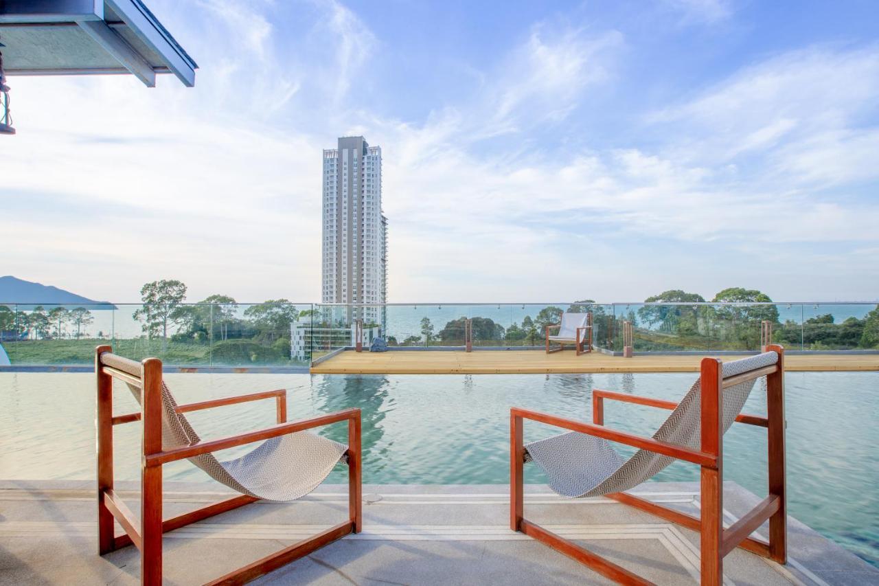 Costa Beach Residence & Jacuzzi Sattahip Bagian luar foto